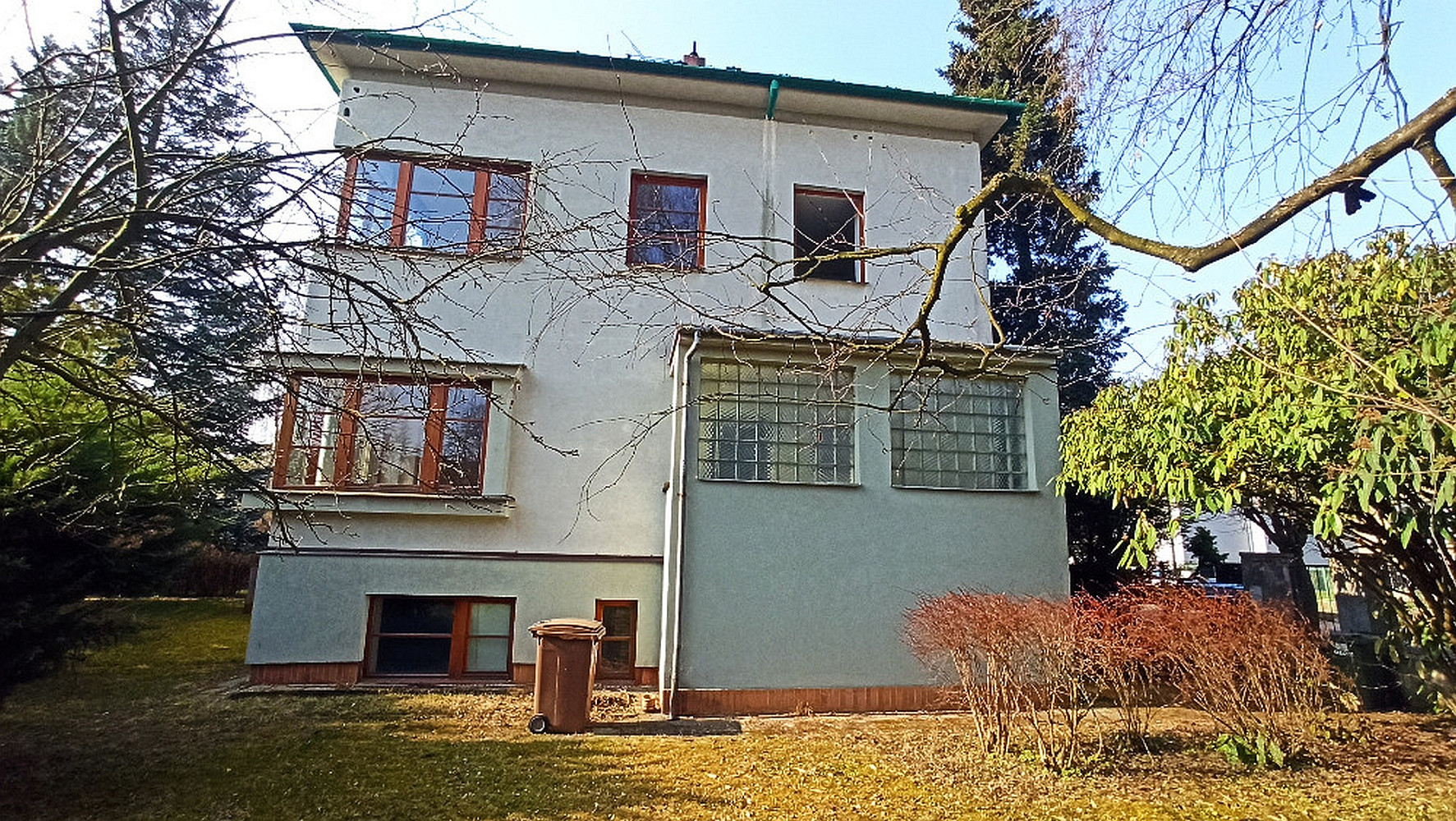 Prodej vily 229 m² s pozemkem 1 161 m² – fotografie 2