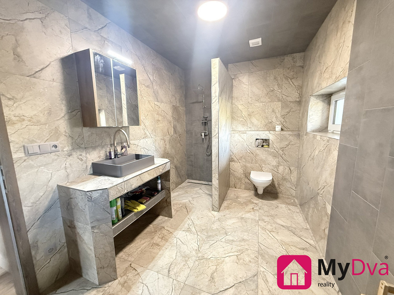 Pronájem bytu 2+kk 62 m² – fotografie 4
