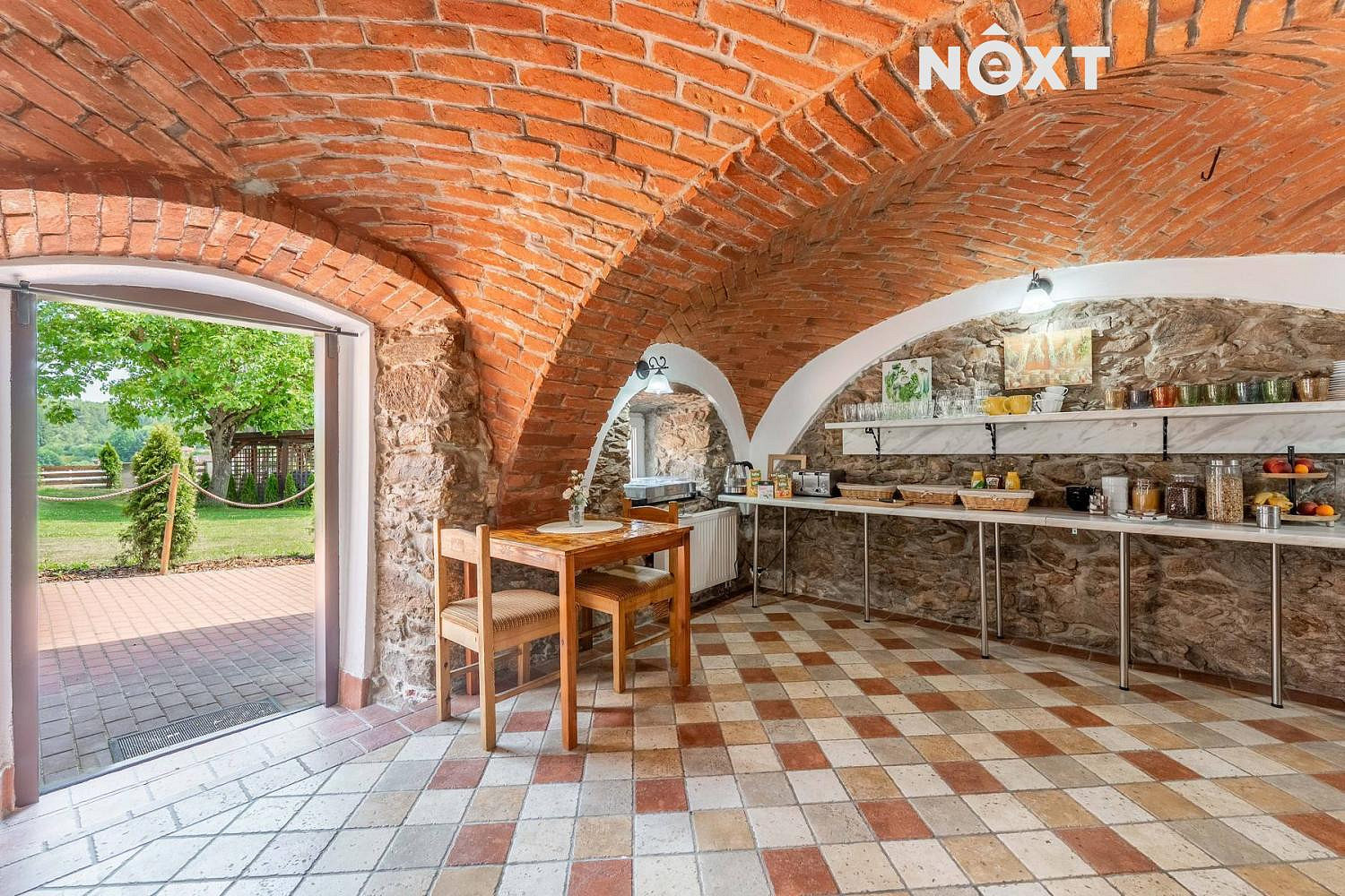 Prodej ubytovacího objektu 550 m² — photo 4