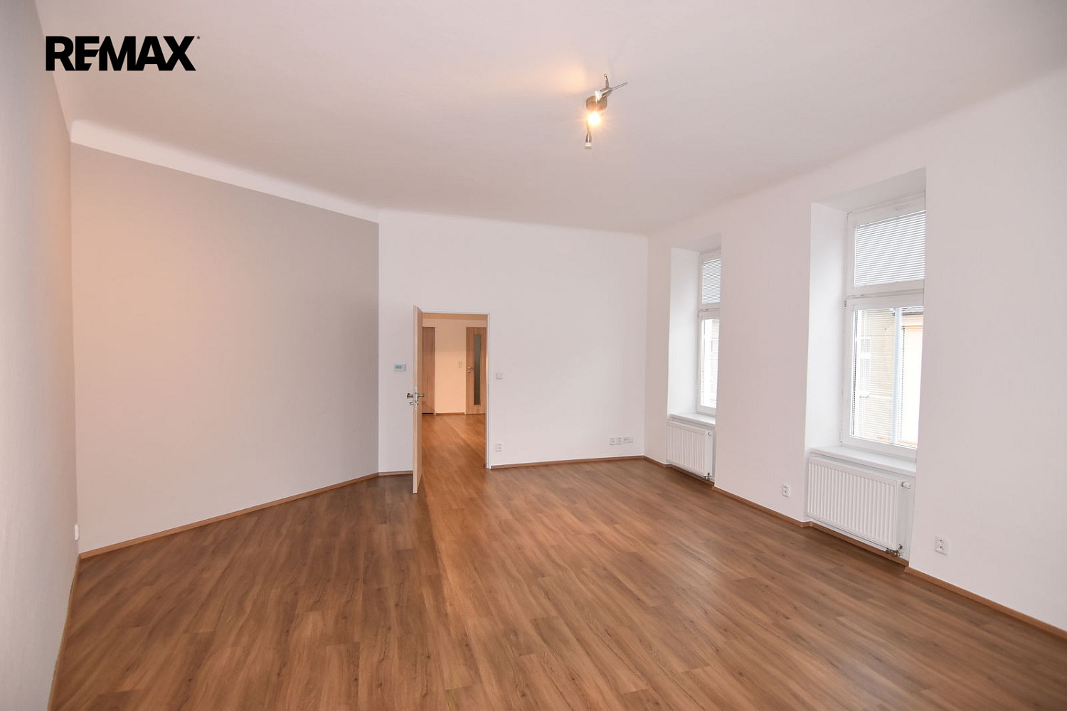 Pronájem bytu 2+kk 55 m² — photo 3