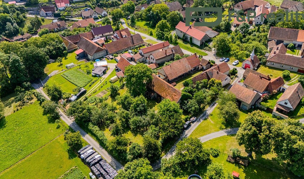 Prodej domu 300 m² s pozemkem 795 m², Zádolí – náhled fotky 20