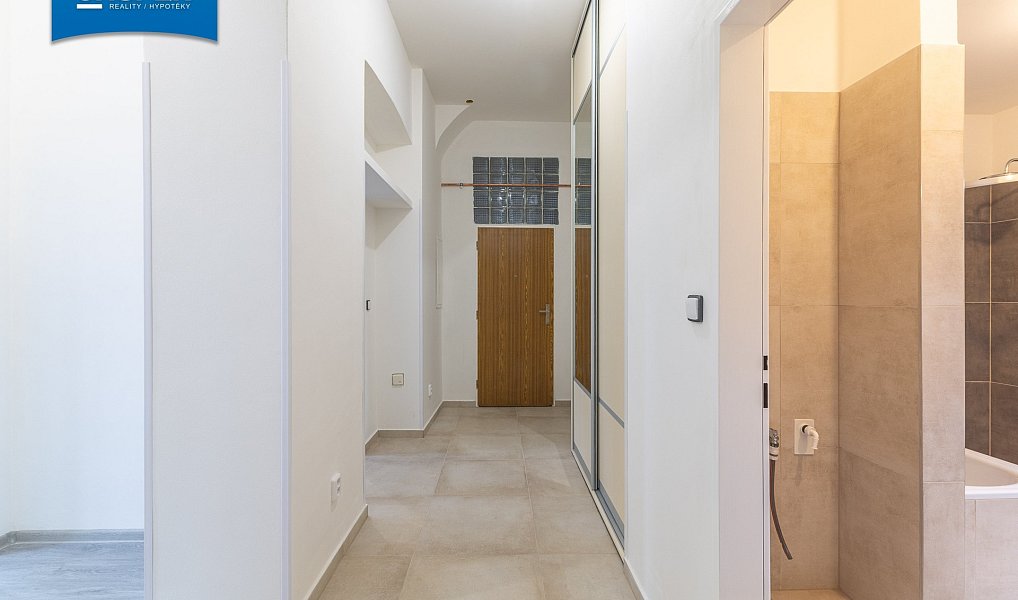 Pronájem bytu 4+1 130 m², Liberec – náhled fotky 14