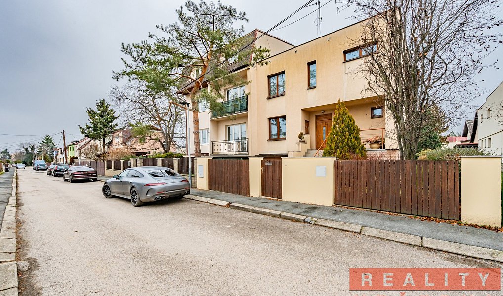 Prodej domu 173 m² s pozemkem 360 m², Praha – náhled fotky 3