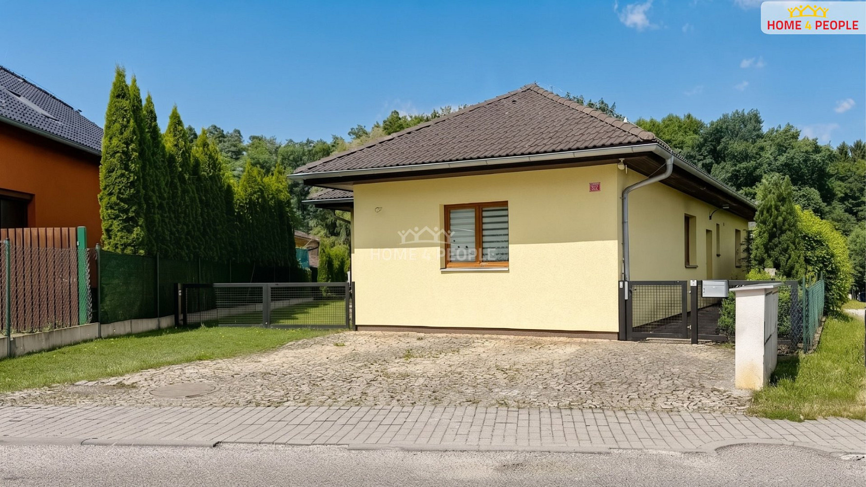 Prodej domu 130 m² s pozemkem 593 m² – fotografie 2