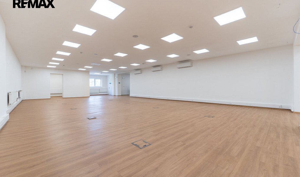 Pronájem obchodních prostor 364 m², Praha – náhled fotky 3