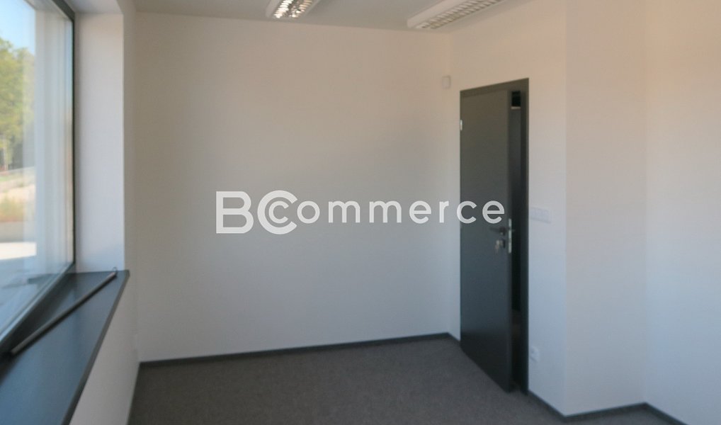 Pronájem skladovacích prostor 468 m², Brno – náhled fotky 8