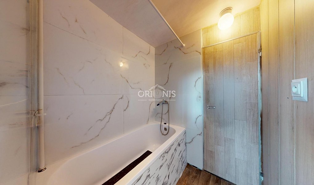 Prodej bytu 2+1 60 m², Chomutov – náhled fotky 2