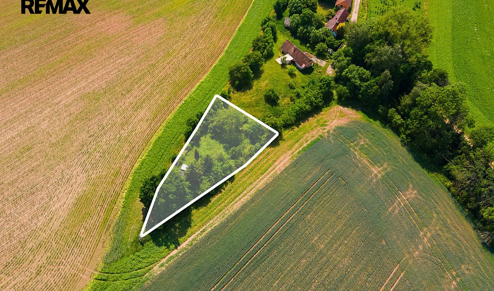 Prodej zahrady 600 m², Jičín – náhled fotky 2