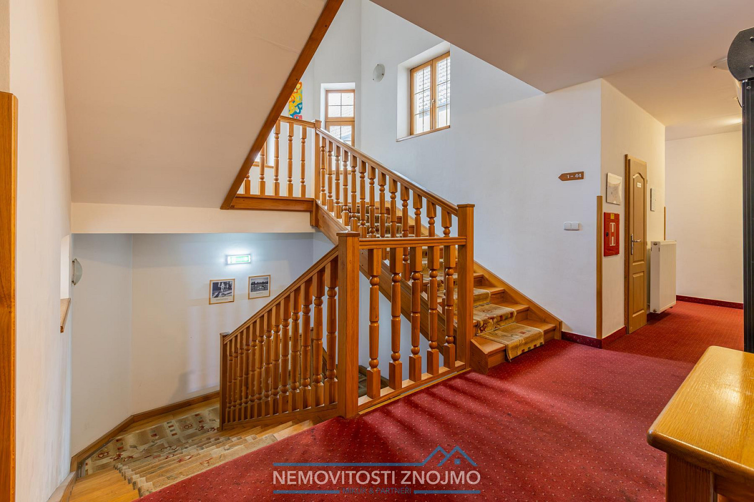 Prodej domu 911 m² s pozemkem 1 785 m² – fotografie 5