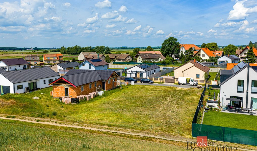 Prodej stavebního pozemku 827 m², Nedomice – náhled fotky 3