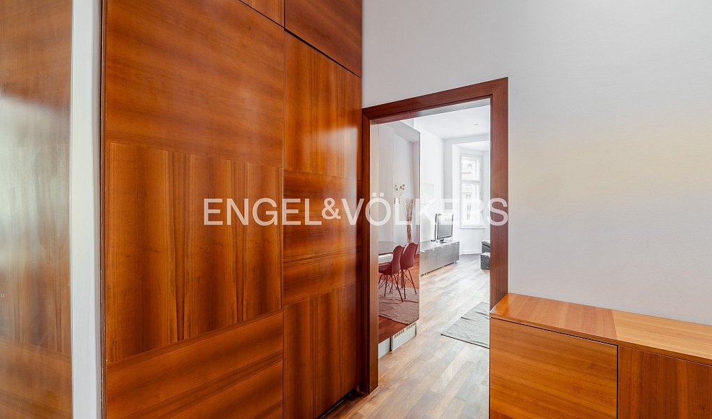 Pronájem bytu 2+kk 70 m², Praha – náhled fotky 10