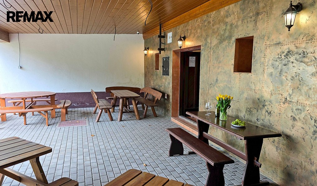 Vinný sklep s rozestavěným ubytováním, Novosedly – náhled fotky 4