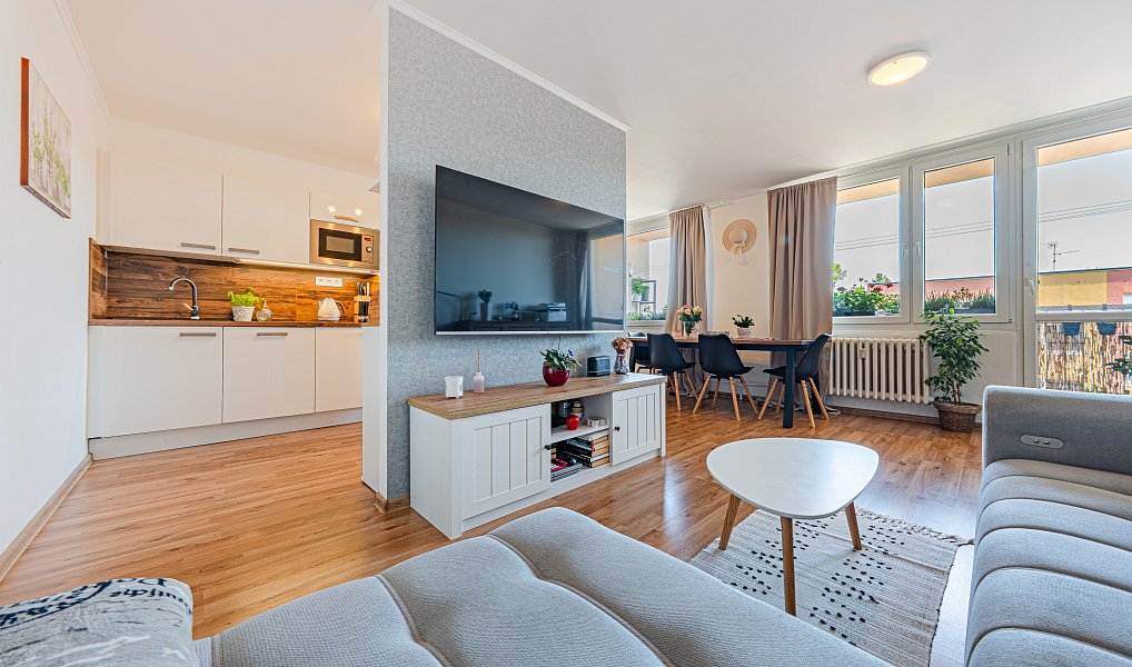Prodej bytu 3+1 77 m², Nové Strašecí – náhled fotky 4