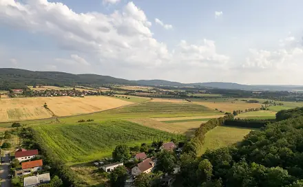 Prodej stavebního pozemku 1 215 m², Všeradice, okres Beroun
