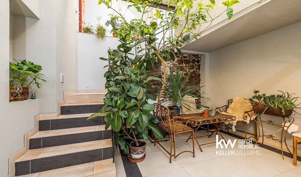 Prodej domu 450 m² s pozemkem 1 416 m², Teplice – náhled fotky 4