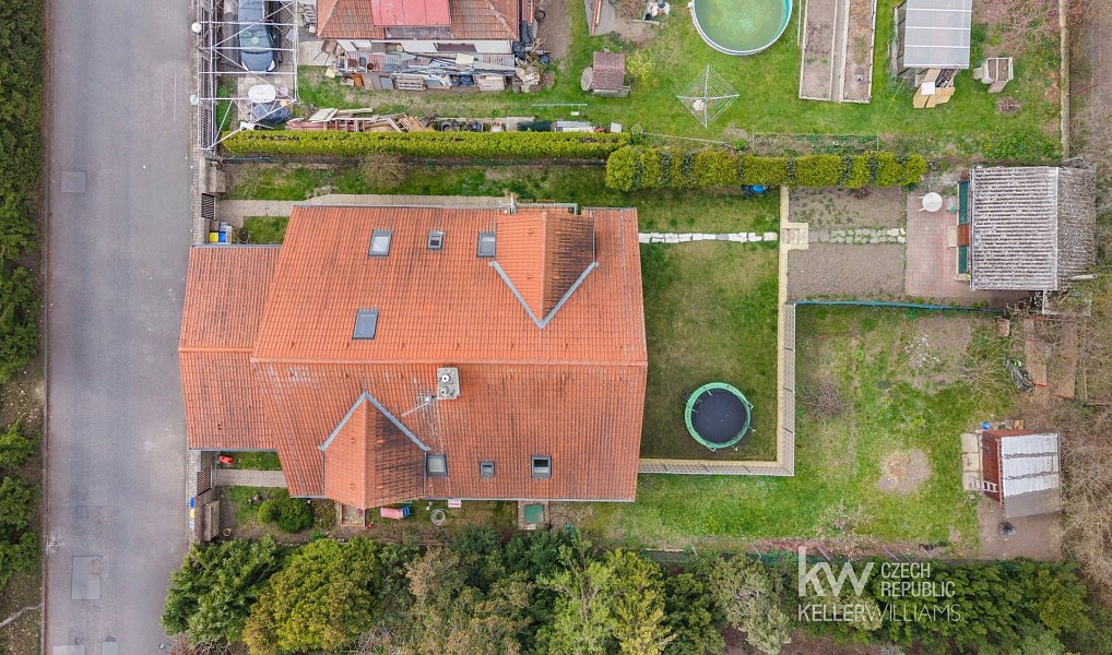 Prodej domu 121 m² s pozemkem 388 m², Hostivice – náhled fotky 36