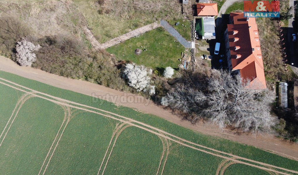 Prodej ubytovacího objektu 983 m², Žáky – náhled fotky 5