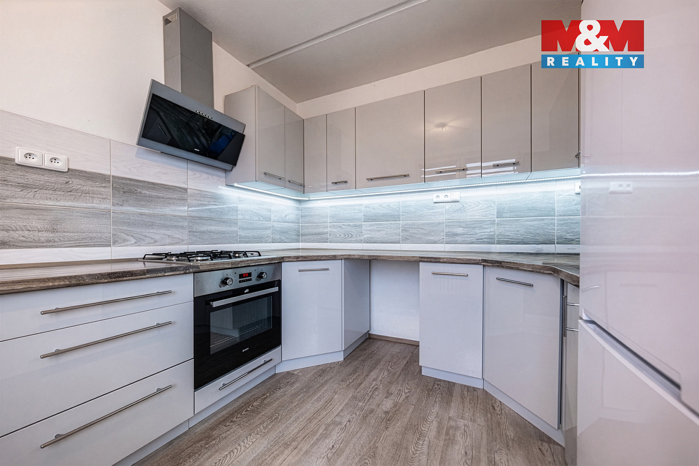 Prodej bytu 4+1 81 m² — photo 2