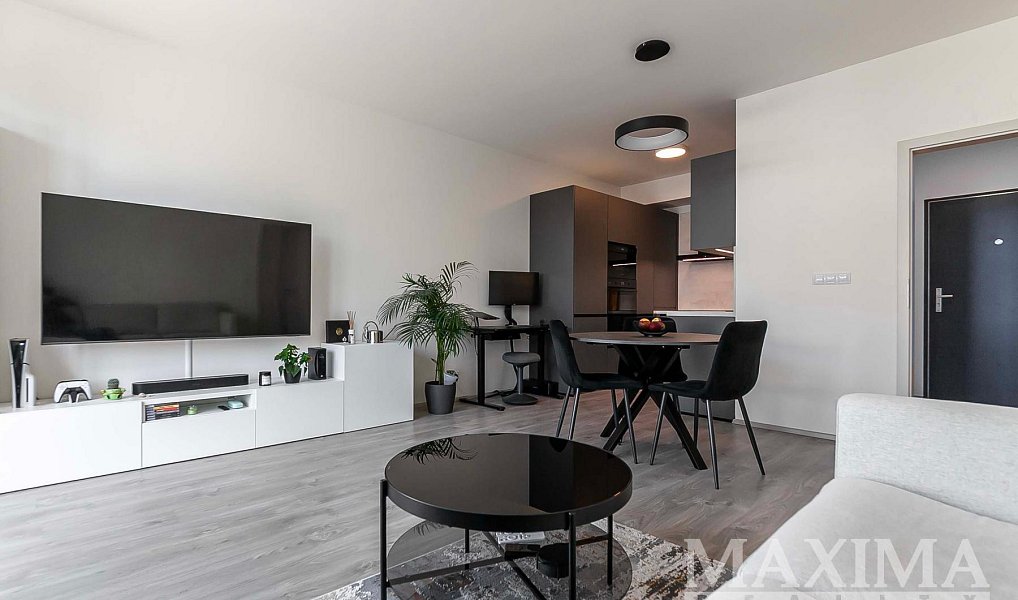 Pronájem bytu 2+kk 50 m², Kladno – náhled fotky 7