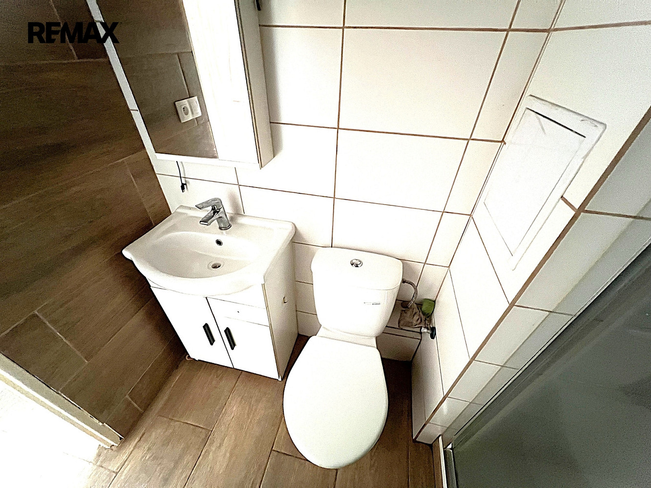 Pronájem bytu 1+kk 20 m² — photo 3