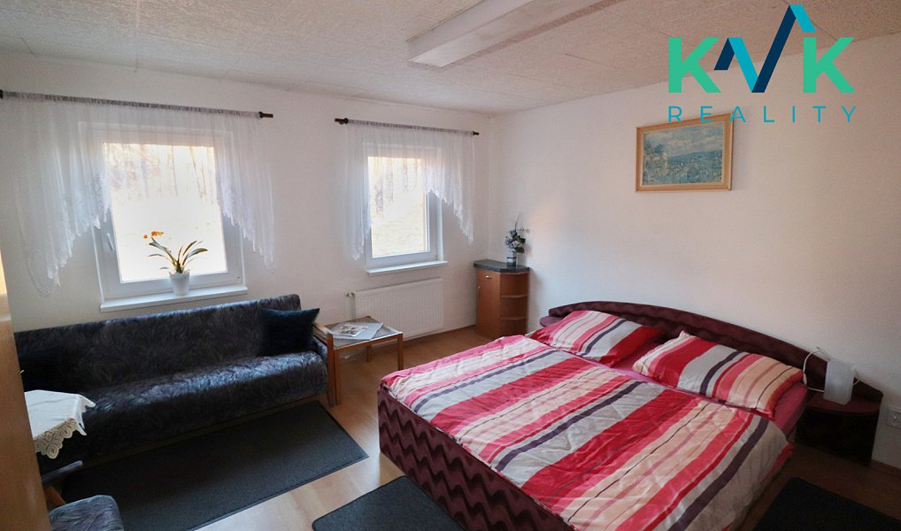 Prodej ubytovacího objektu 560 m², Kraslice – náhled fotky 9