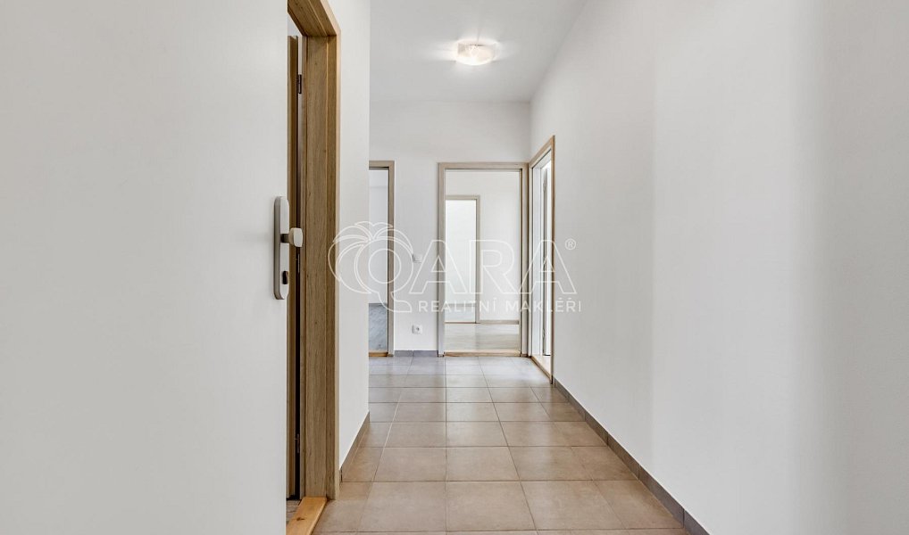 Prodej bytu 4+1 86 m², Praha – náhled fotky 14