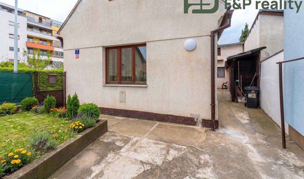 Pronájem domu 102 m² s pozemkem 251 m², Praha – náhled fotky 19