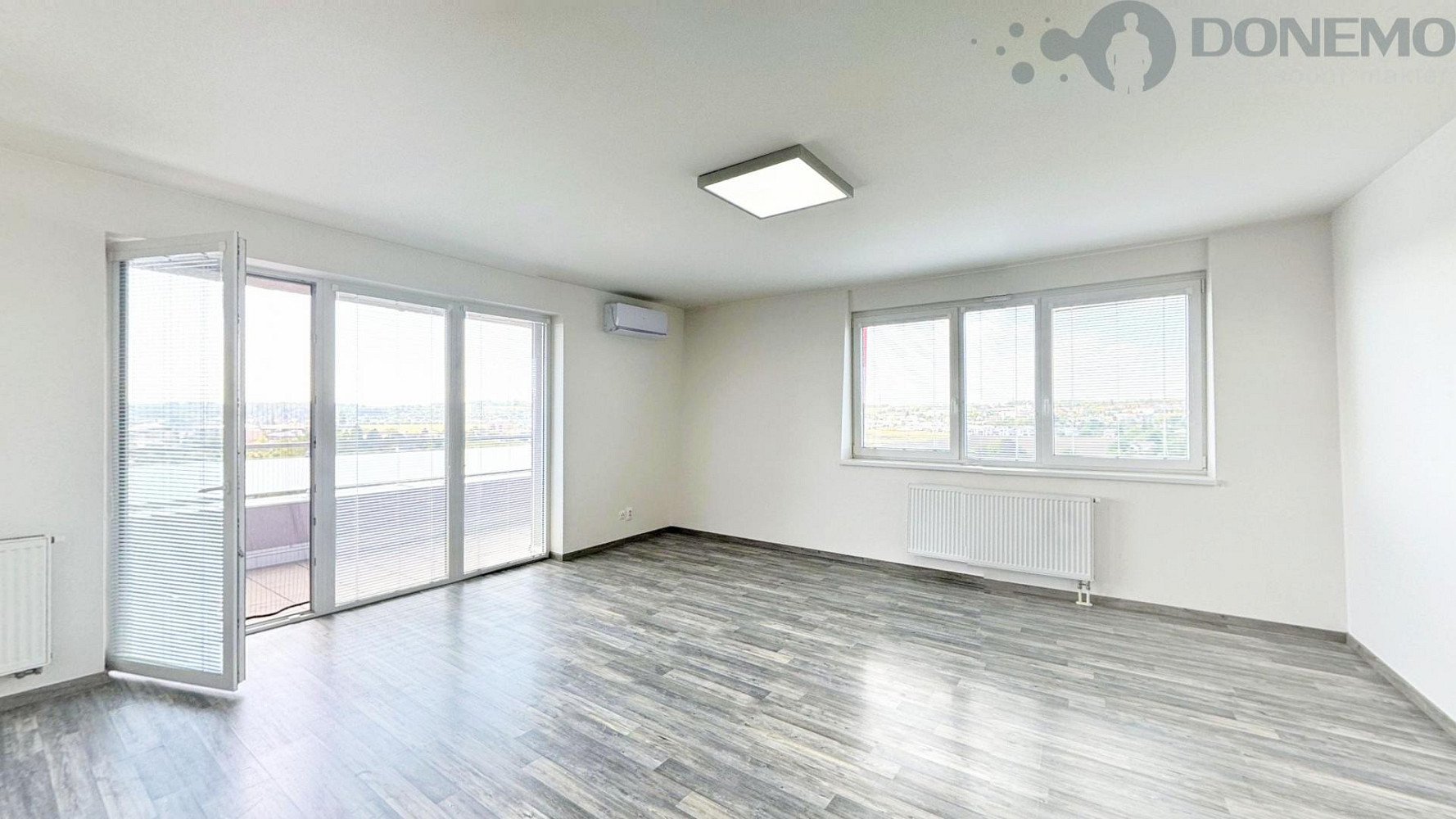 Pronájem bytu 3+kk 82 m² – fotografie 4