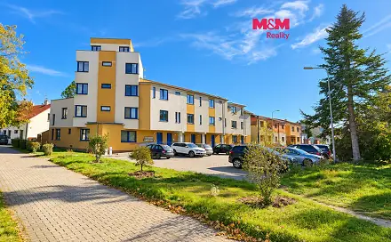 Pronájem bytu 2+kk 44 m², Na Drážce, Pardubice - Bílé Předměstí