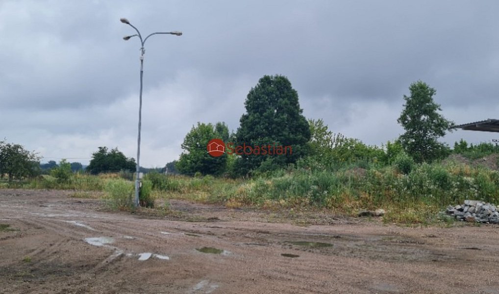 Pronájem komerčního pozemku 10 995 m², Hradec Králové – náhled fotky 4