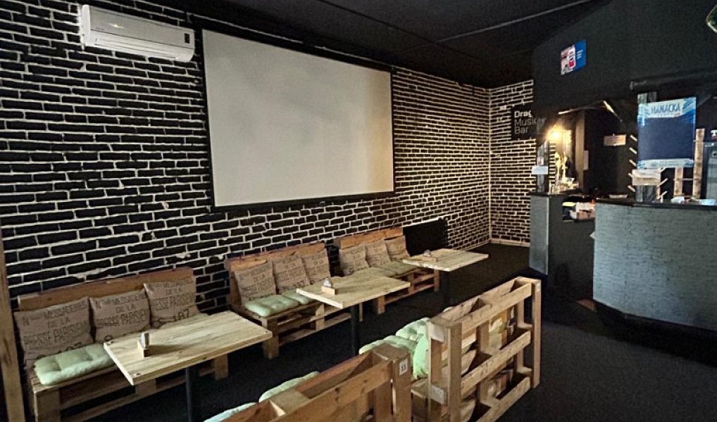 Pronájem obchodních prostor 582 m², Kopřivnice – náhled fotky 12