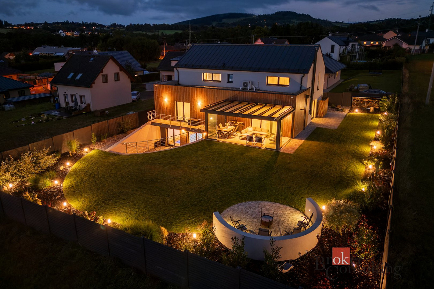 Prodej domu 333 m² s pozemkem 1 002 m² – fotografie 5