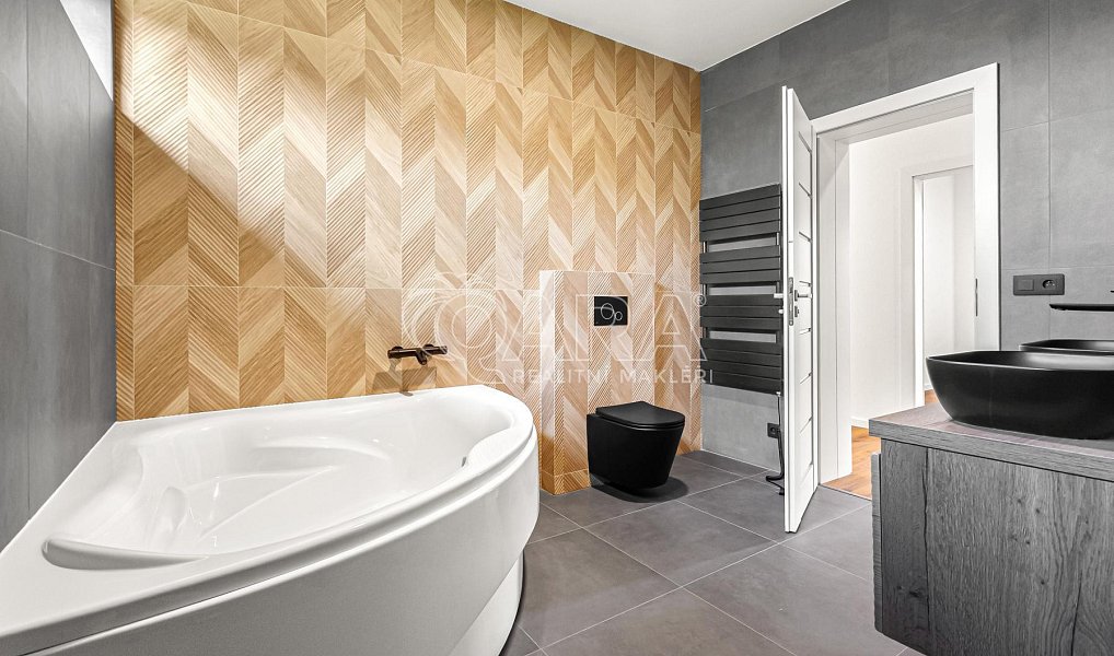 Prodej domu 190 m² s pozemkem 846 m², Rostoklaty – náhled fotky 6