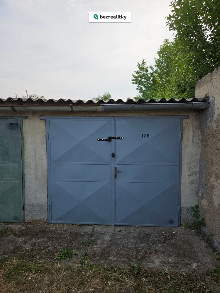 Prodej garáže 18 m2 — photo 2