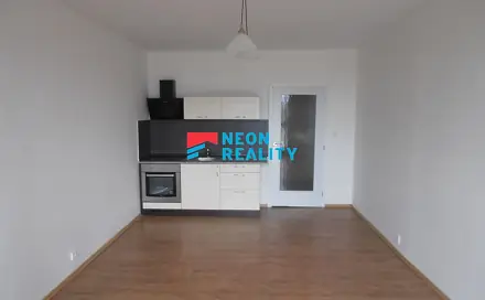 Pronájem bytu 1+kk 32 m²