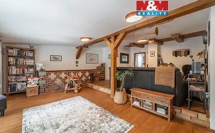 Prodej domu 169 m² s pozemkem 1 039 m², Hudlická, Beroun - Beroun-Zdejcina