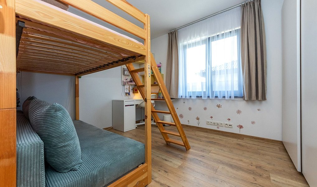 Prodej domu 116 m² s pozemkem 457 m², Kounice – náhled fotky 14