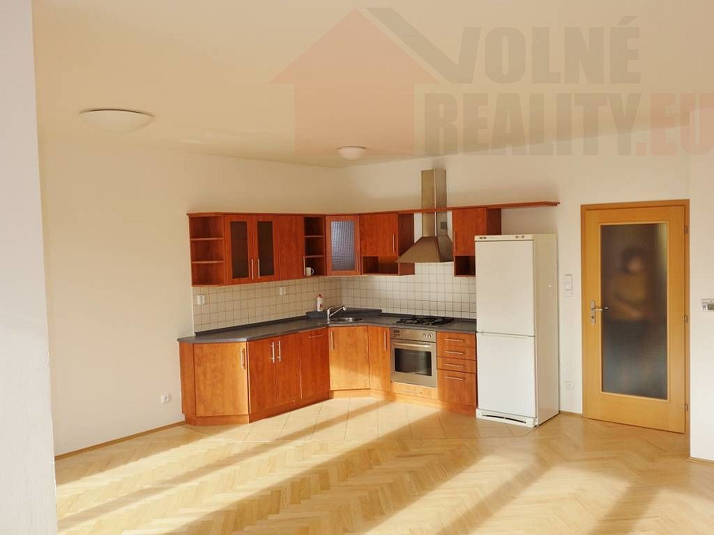 Pronájem bytu 2+kk 71 m² – fotografie 2