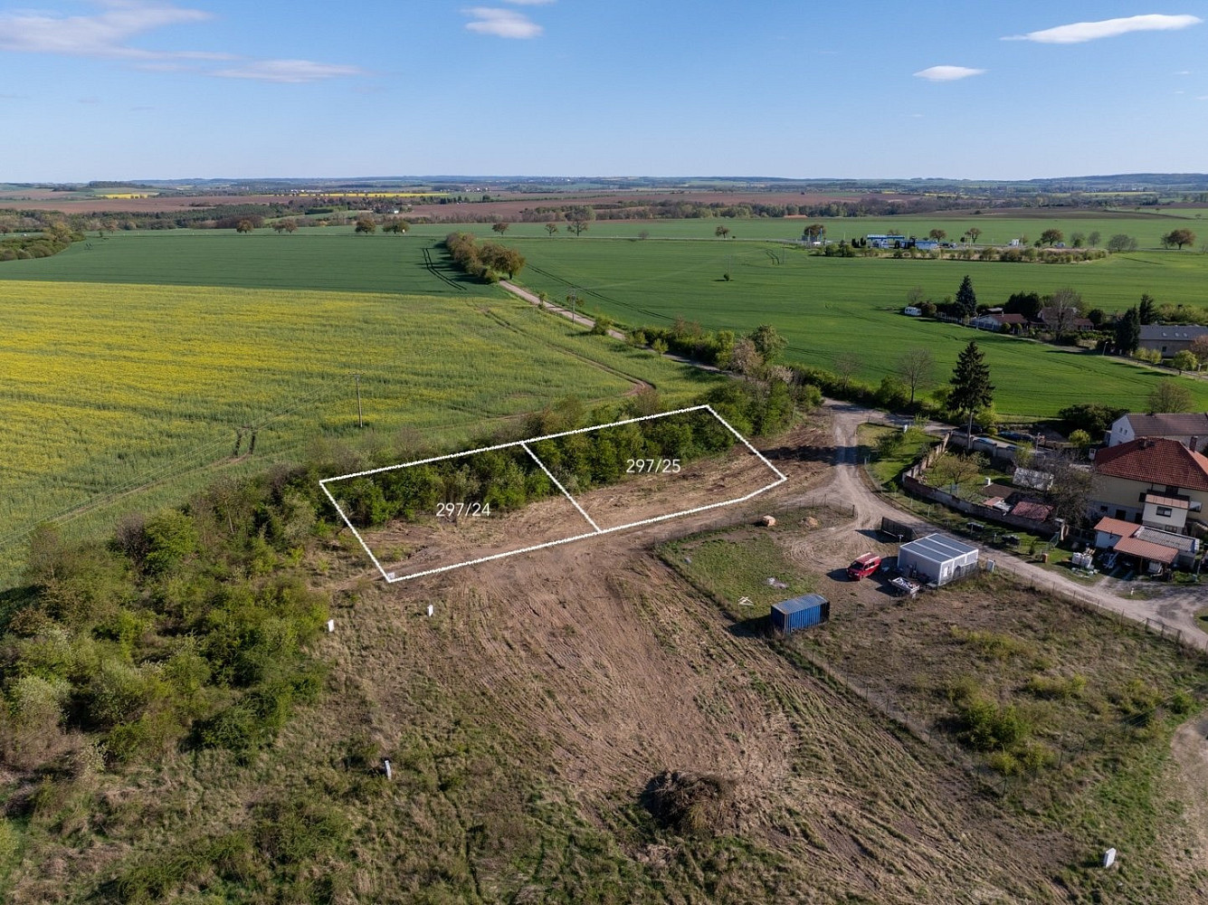 Prodej stavebního pozemku 1 605 m²