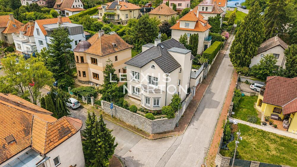 Prodej domu 289 m² s pozemkem 365 m²