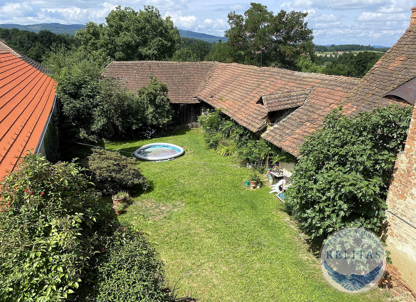 Prodej chaty/chalupy 450 m² s pozemkem 1 973 m² – fotografie 2