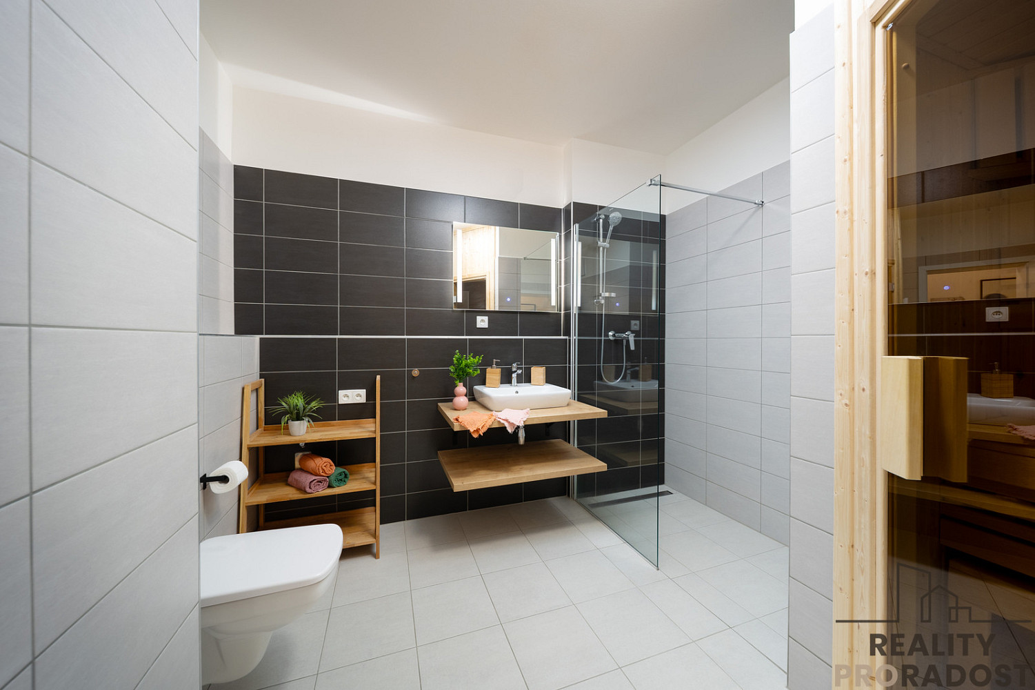 Prodej bytu 1+kk 50 m² – fotografie 5