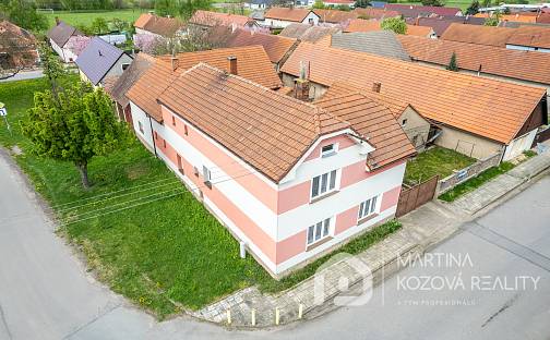 Prodej domu 200 m² s pozemkem 654 m², Lovčice, okres Hradec Králové