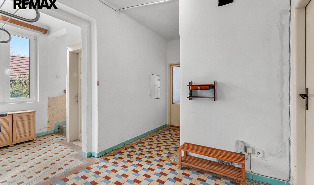Prodej domu 240 m² s pozemkem 1 122 m², Střížovice – náhled fotky 16
