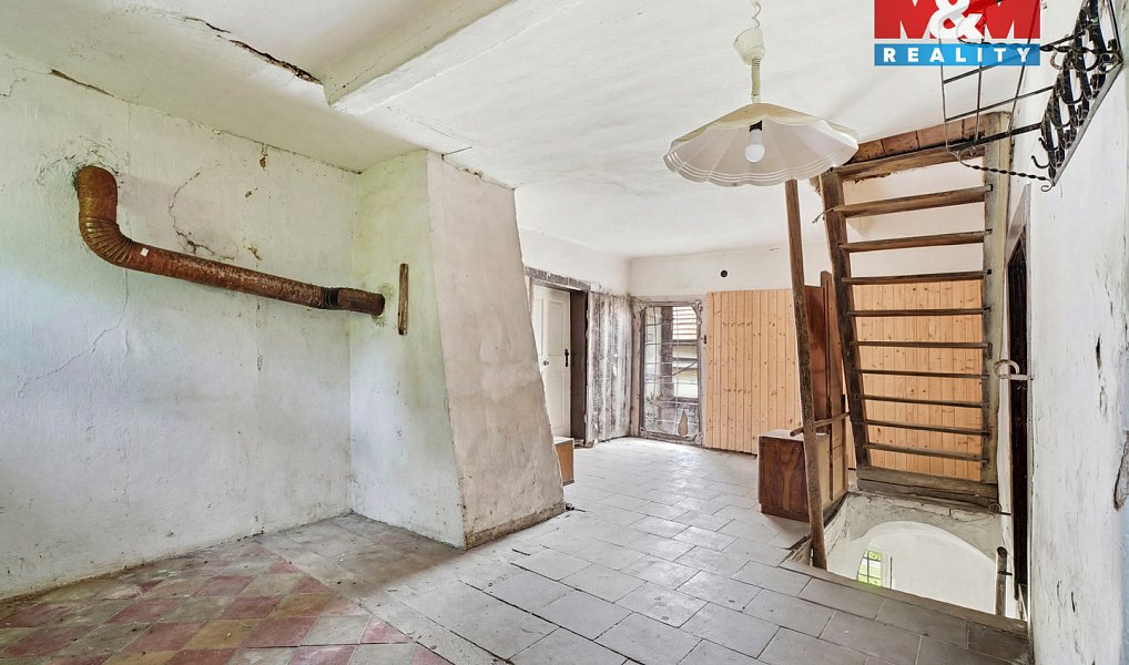 Prodej domu 248 m² s pozemkem 1 016 m², Blíževedly – náhled fotky 11