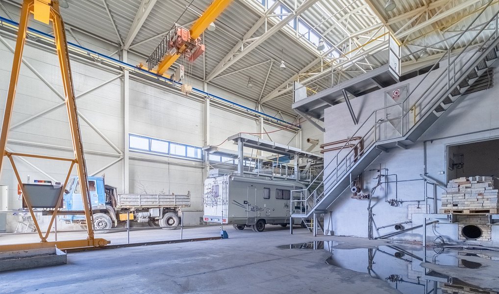 Pronájem skladovacích prostor 1 064 m², Mníšek pod Brdy – náhled fotky 2