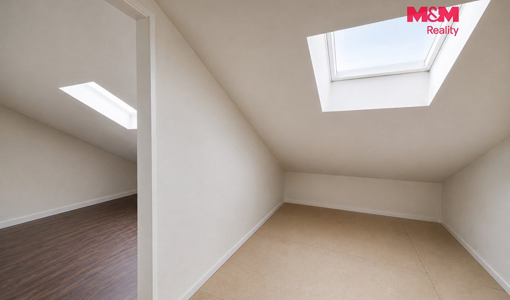Prodej bytu 3+kk 78 m², Cheb – náhled fotky 5