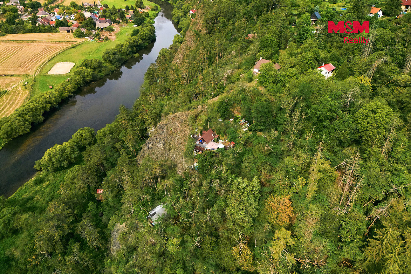 Prodej chaty/chalupy 28 m² s pozemkem 28 m² – fotografie 3