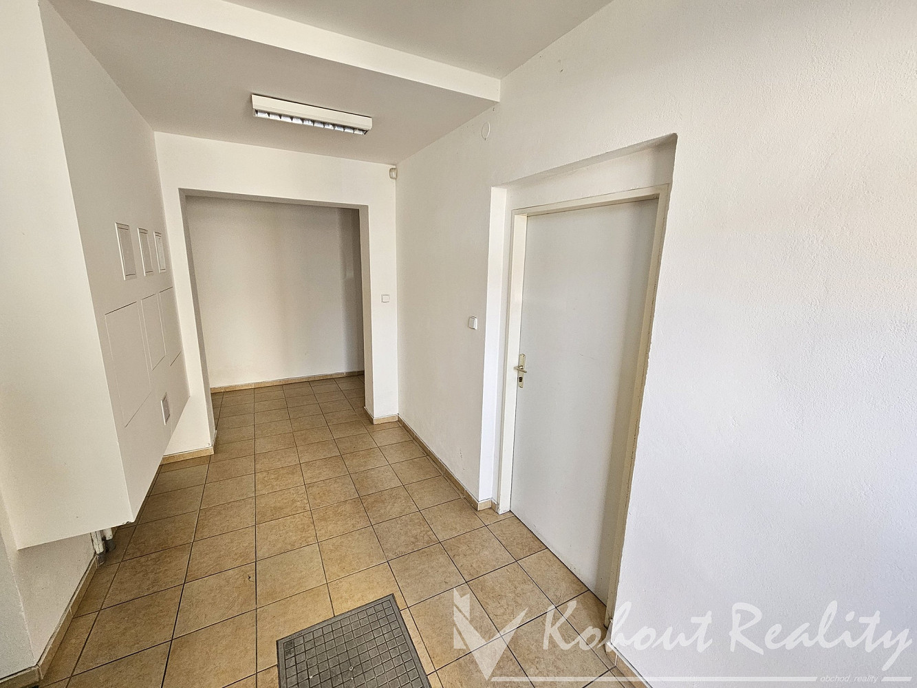 Pronájem kanceláře 105 m² — photo 5