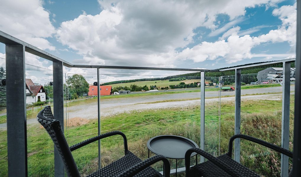 Prodej bytu 1+kk 37 m², Loučná pod Klínovcem – náhled fotky 2